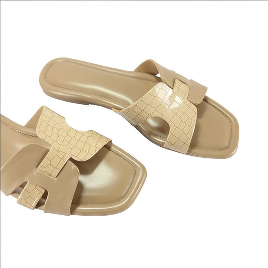 Women’s Beige Flats.